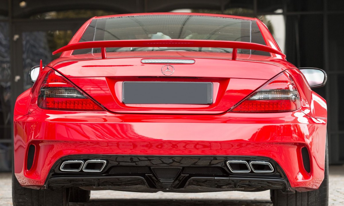 Red Mercedes Benz sl65 AMG