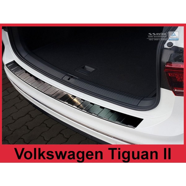 Kryt prahu zadních dveří Volkswagen Tiguan II - černý grafit