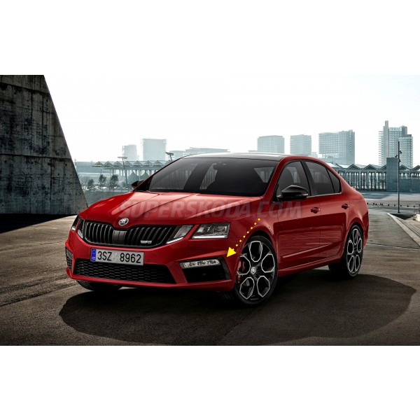 Škoda Octavia III RS facelift  - levá lišta kolem mlhovky