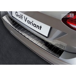 Kryt prahu zadních dveří VW Golf VII combi - černý grafit